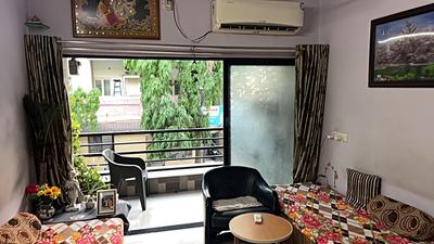Living Room Image of 1080 Sq.ft 2 BHK Apartment / Flat for sale in Paldi Ahmedabad for Rs. 6000000