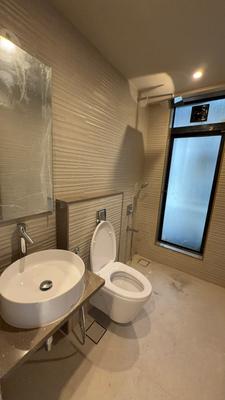Image of 800 Sq.ft 2 BHK Apartment / Flat for sale in Santacruz West, Mumbai for Rs. 45500000