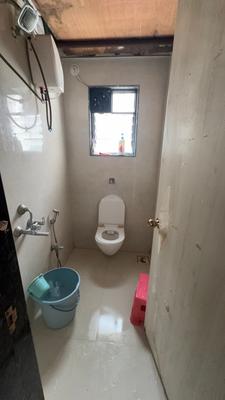 Bathroom Image of 550 Sq.ft 1 BHK Apartment / Flat for rent in Marunji Pune for Rs. 15000