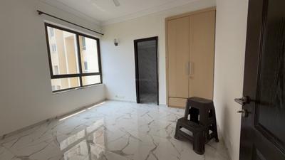 Bedroom Image of 1410 Sq.ft 2 BHK Apartment / Flat for rent in Unitech Fresco, Sector 50 Gurgaon for Rs. 52000