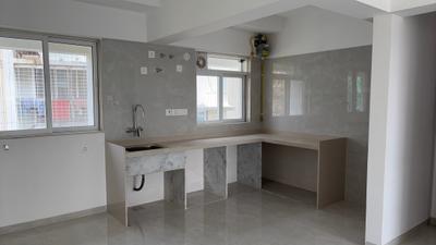 Kitchen Image of 800 Sq.ft 2 BHK Apartment / Flat for sale in Vile Parle East Mumbai for Rs. 41800000