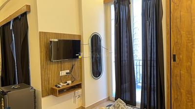 1 RK Studio