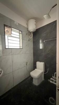 Bathroom Image of 650 Sq.ft 1 BHK Builder Floor for rent in HSR Layout Bengaluru for Rs. 37000