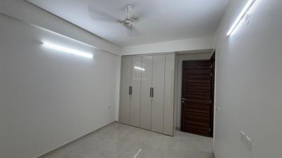 Bedroom Image of 1490 Sq.ft 2.5 BHK Builder Floor for rent in Smartworld Gems, Sector 89 Gurgaon for Rs. 30000