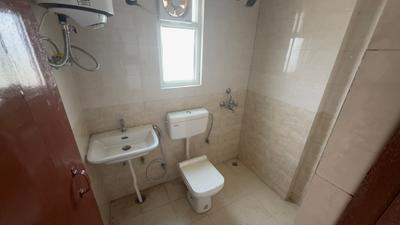 Image of 1090 Sq.ft 3 BHK Apartment / Flat for rent in ROF Amaltas, Sector 92, Gurgaon for Rs. 20000