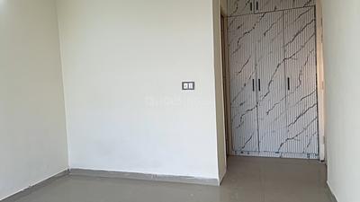 Bedroom Image of 740 Sq.ft 3 BHK Apartment / Flat for sale in ROF Aalayas Phase 2, Sector 102 Gurgaon for Rs. 7600000