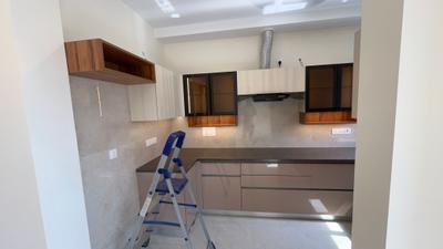 Kitchen Image of 1350 Sq.ft 3 BHK Builder Floor for rent in BPTP Astaire Garden Floors, Sector 70A Gurgaon for Rs. 47000