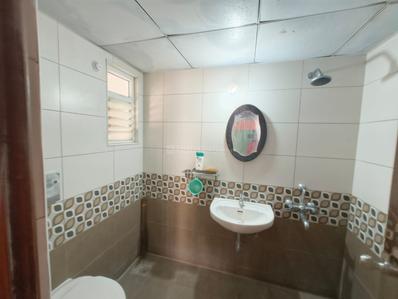 Image of 1400 Sq.ft 3 BHK Apartment / Flat for rent in Accurate Wind Chimes, Narsingi, Hyderabad for Rs. 47000