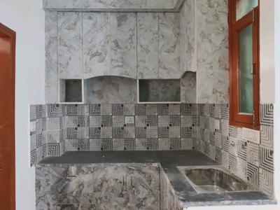 Kitchen Image of 750 Sq.ft 2 BHK Builder Floor for sale in DLF Ankur Vihar Ghaziabad for Rs. 2275098