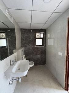 Bathroom Image of 1500 Sq.ft 3 BHK Apartment / Flat for rent in Rama Sky Life, Tifra Bilaspur for Rs. 29600
