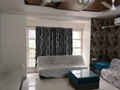 Living Room Image of 4000 Sq.ft 4 BHK Independent House for rent in Sola Ahmedabad for Rs. 46000