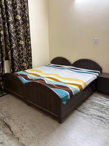 1 RK Independent Builder Floor