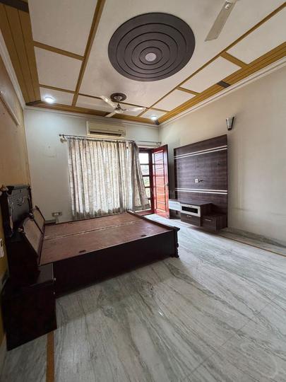 Uppal Southend Main Image 1