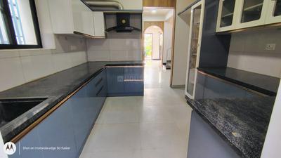 Kitchen Image of 2000 Sq.ft 3 BHK Villa for rent in 42 Queen’s Square, Sarjapur Bengaluru for Rs. 55000