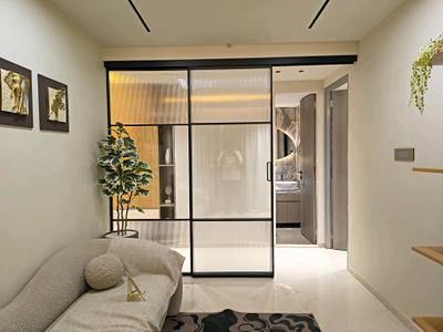 Study Room Image of 1550 Sq.ft 3 BHK Apartment / Flat for sale in Vile Parle West Mumbai for Rs. 90000000