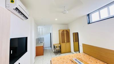 Bedroom Image of 712 Sq.ft 1 RK Builder Floor for rent in Indra Puri Colony Indore for Rs. 10000