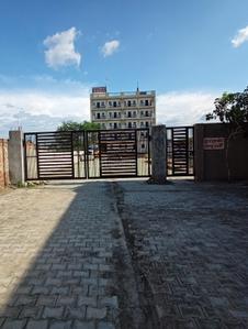 Image of 500 Sq.ft 1 BHK Apartment / Flat for rent in Sector 71, Faridabad for Rs. 8000