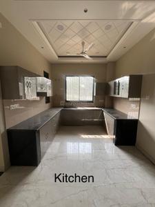 Kitchen Image of 2150 Sq.ft 3 BHK Builder Floor for rent in Emaar Gomti Greens, Gomti Nagar Lucknow for Rs. 32000