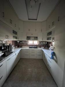 Kitchen Image of 2000 Sq.ft 3 BHK Builder Floor for rent in LDA Colony Lucknow for Rs. 17000