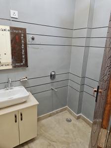 Image of 1200 Sq.ft 3 BHK Builder Floor for sale in Sector 4 Rohini, New Delhi for Rs. 21000000