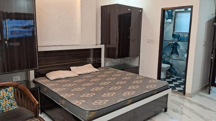 DLF Phase 3 Bedroom 1
