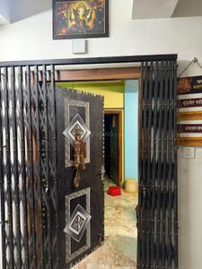 Image of 913 Sq.ft 2 BHK Apartment / Flat for rent in Airport Garden, Airport Gate No 2, Kolkata for Rs. 16000