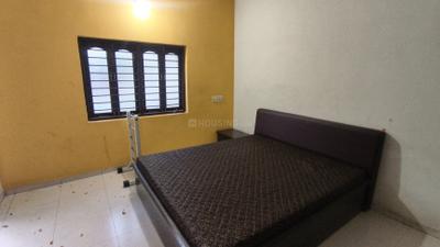 Bedroom Image of 1800 Sq.ft 4 BHK Duplex for rent in Khokhra Ahmedabad for Rs. 35000