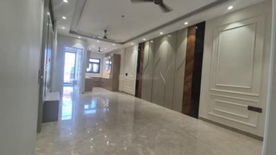 Living Room Image of 1400 Sq.ft 3 BHK Builder Floor for sale in  Bharti Apartments, Indirapuram Ghaziabad for Rs. 18000000