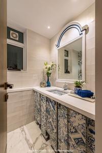Bathroom Image of 4320 Sq.ft 5 BHK Apartment / Flat for sale in Ankur Maganvilla, Juhu Mumbai for Rs. 216000000