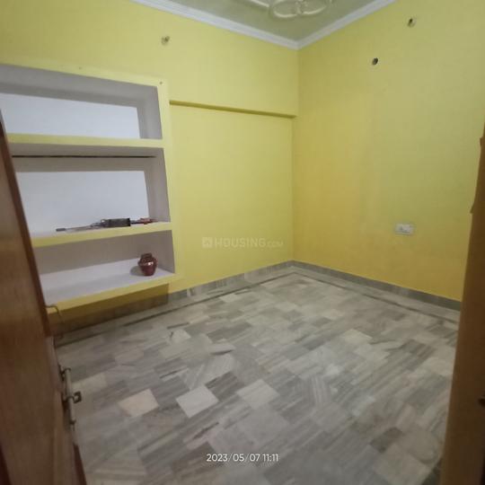 Jhusi Bedroom 1
