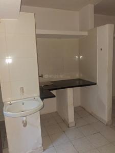 Kitchen Image of 550 Sq.ft 1 BHK Builder Floor for rent in Laxminagar Nashik for Rs. 7000