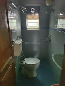 Bathroom Image of 1500 Sq.ft 3 BHK Apartment / Flat for rent in Worli Mumbai for Rs. 220000