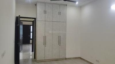 Bedroom Image of 2152 Sq.ft 3 BHK Builder Floor for rent in Sector 46 Noida for Rs. 42000