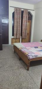 Bedroom Image of 3000 Sq.ft 2 BHK Independent House for rent in Sector 31 Noida for Rs. 31000