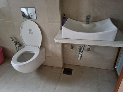 Bathroom Image of 1980 Sq.ft 3 BHK Apartment / Flat for rent in Leela Buildcon and Infrastructure Leela Palak, Thaltej Ahmedabad for Rs. 60000