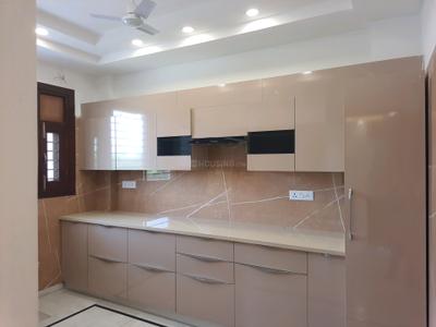 Kitchen Image of 1935 Sq.ft 3 BHK Builder Floor for sale in Big Block Builder Floor, Sector 46 Gurgaon for Rs. 31500000