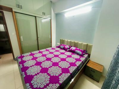 Bedroom Image of 1210 Sq.ft 2 BHK Apartment / Flat for rent in Adani Aster Phase 1, Vaishno Devi Circle Ahmedabad for Rs. 39000