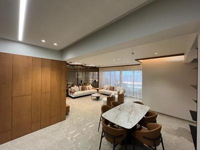 Kitchen Image of 4950 Sq.ft 4 BHK Apartment / Flat for sale in Koba Gandhinagar for Rs. 22000000