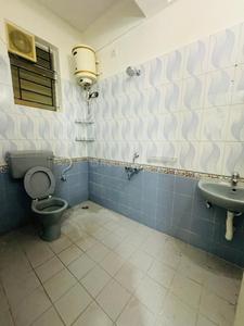 Bathroom Image of 1250 Sq.ft 2 BHK Apartment / Flat for rent in Cooke Town Bengaluru for Rs. 60000