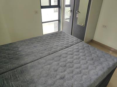 Bedroom Image of 925 Sq.ft 2 BHK Apartment / Flat for rent in Magarpatta City Iris, Magarpatta City Pune for Rs. 38000