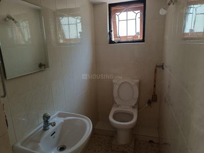 Bathroom Image of 1250 Sq.ft 2 BHK Apartment / Flat for rent in Bastora Goa for Rs. 35000