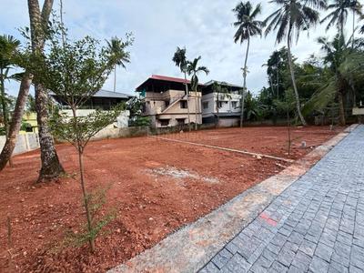 Image of 2178 Sq.ft Residential Plot / Land for sale in Maradu, Kochi for Rs. 1350000