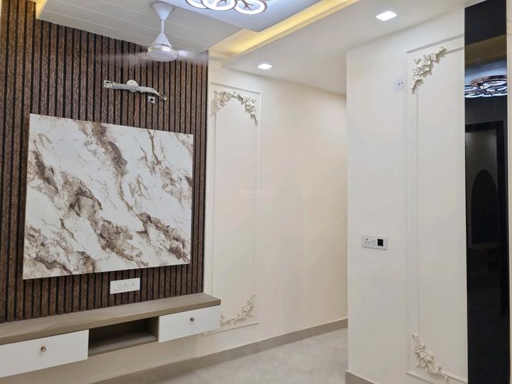 UTTAM NAGAR APARTMENT Main Image 1