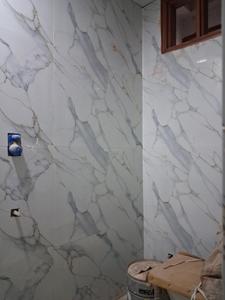 Common Bathroom Image of 1500 Sq.ft 3 BHK Apartment / Flat for sale in Sector 104 Noida for Rs. 7000000