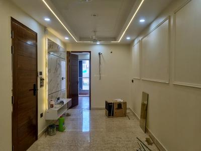 Living Room Image of 720 Sq.ft 2 BHK Apartment / Flat for rent in Janakpuri New Delhi for Rs. 38000