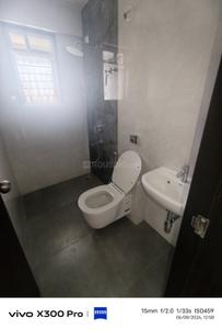 Image of 850 Sq.ft 2 BHK Apartment / Flat for rent in Dadar East, Mumbai for Rs. 85000
