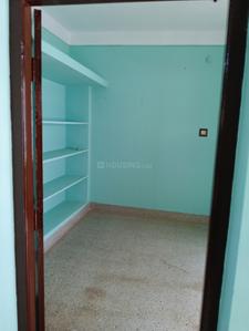 Bedroom Image of 900 Sq.ft 2 BHK Builder Floor for rent in Iyer Bungalow Madurai for Rs. 10000