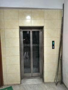 Lift Image of 1250 Sq.ft 2 BHK Apartment / Flat for rent in Shalimar Garden Ghaziabad for Rs. 12000
