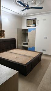 Bedroom Image of 1200 Sq.ft 3 BHK Builder Floor for rent in Janakpuri New Delhi for Rs. 38000