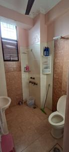 Bathroom Image of 1600 Sq.ft 2 BHK Independent House for rent in Sector 46 Noida for Rs. 50000